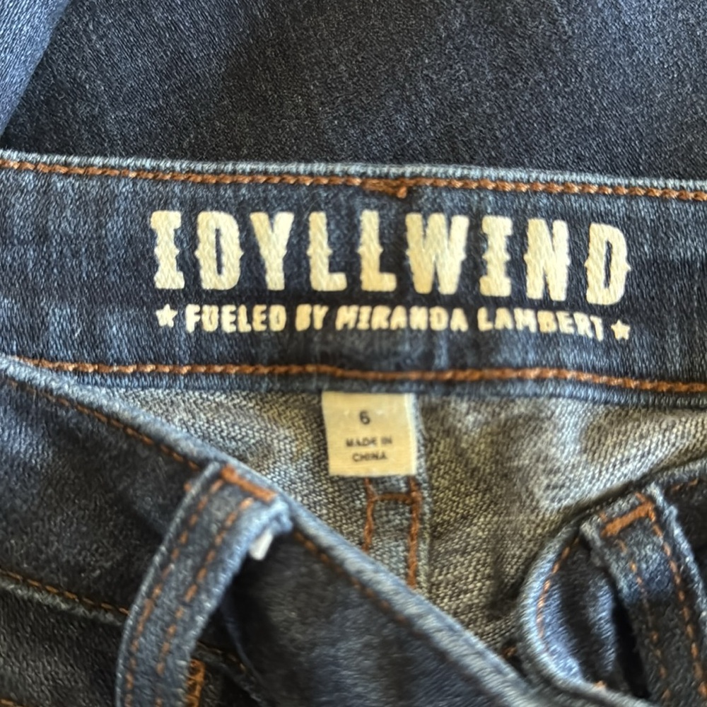 Idyllwind Blue Boyfriend Jeans with classic wide leg - Picture 4 of 5